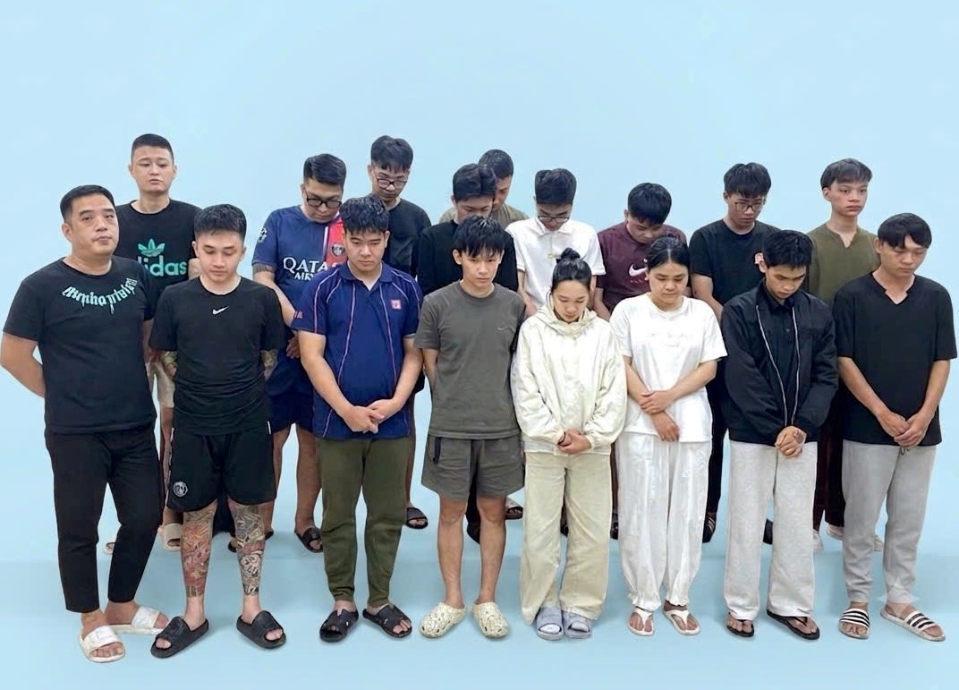C&ocirc;ng an kiểm tra 5 khu căn hộ cao cấp, ph&aacute; chuy&ecirc;n &aacute;n đặc biệt lớn: Phong tỏa 2003 t&agrave;i khoản tại 36 ng&acirc;n h&agrave;ng, tổng số dư 3.000 tỷ- Ảnh 4.