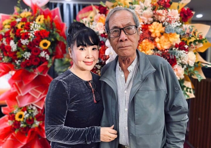 Bức ảnh hiếm h&eacute; lộ nhan sắc thời trẻ của NSND Lan Hương "Em b&eacute; H&agrave; Nội"- Ảnh 4.