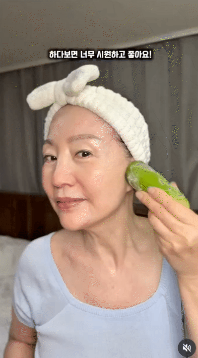 Tận dụng loại quả b&aacute;n đầy ngo&agrave;i chợ, phụ nữ H&agrave;n c&oacute; chi&ecirc;u ri&ecirc;ng để thu nhỏ lỗ ch&acirc;n l&ocirc;ng, gi&uacute;p da căng mịn, tươi trẻ- Ảnh 5.
