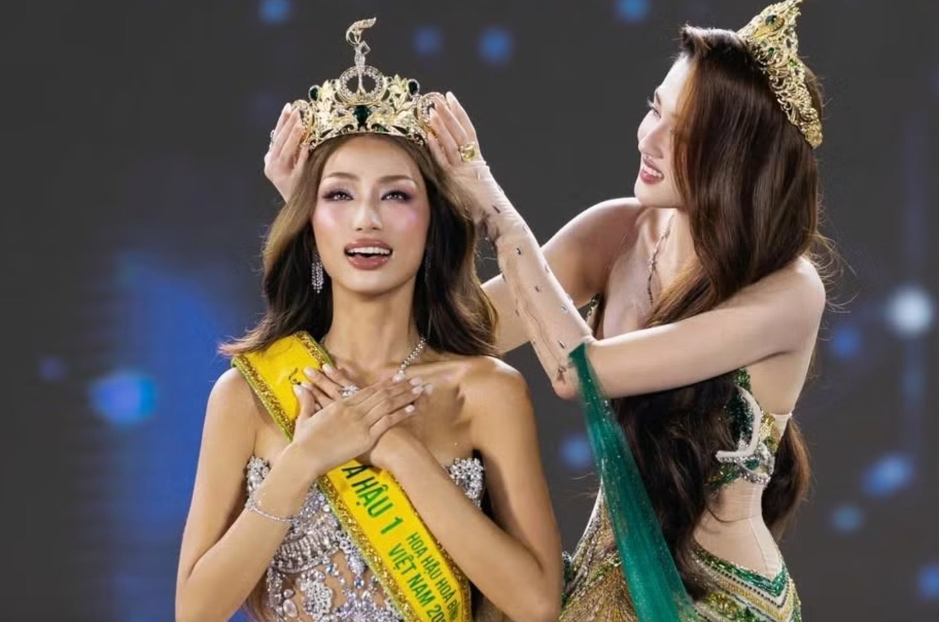 Sắc v&oacute;c &Aacute; hậu Miss Grand Vietnam "nối g&oacute;t" Hương Giang thi MGI All Star- Ảnh 1.