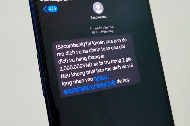 Ng&acirc;n h&agrave;ng ph&aacute;t cảnh b&aacute;o tới to&agrave;n bộ kh&aacute;ch h&agrave;ng nhận được tin nhắn SMS c&oacute; nội dung n&agrave;y- Ảnh 1.