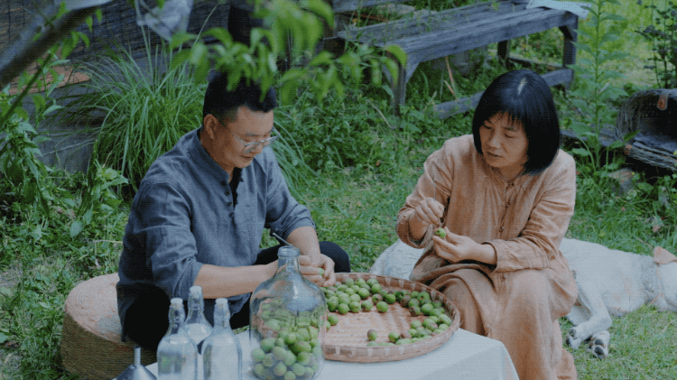 Bỏ việc ở tuổi 40, cặp vợ chồng kỹ sư về qu&ecirc; cải tạo nh&agrave; cổ, l&agrave;m khu vườn 1.200m&sup2;: 7 năm sau kh&ocirc;ng muốn trở lại th&agrave;nh phố- Ảnh 26.