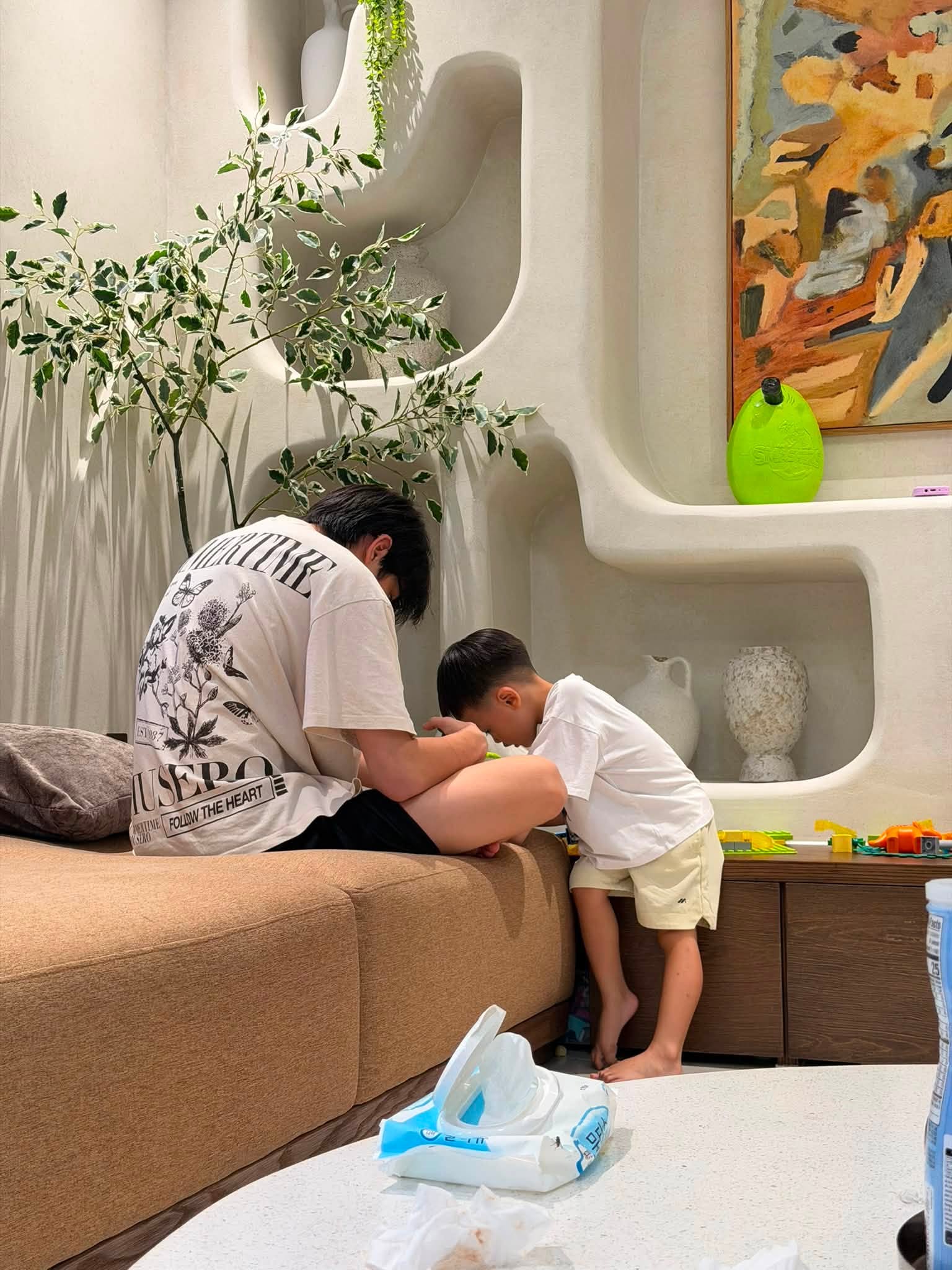 Subeo hiếm hoi xuất hiện, khoảnh khắc được Đ&agrave;m Thu Trang chụp l&eacute;n g&acirc;y ch&uacute; &yacute;- Ảnh 1.