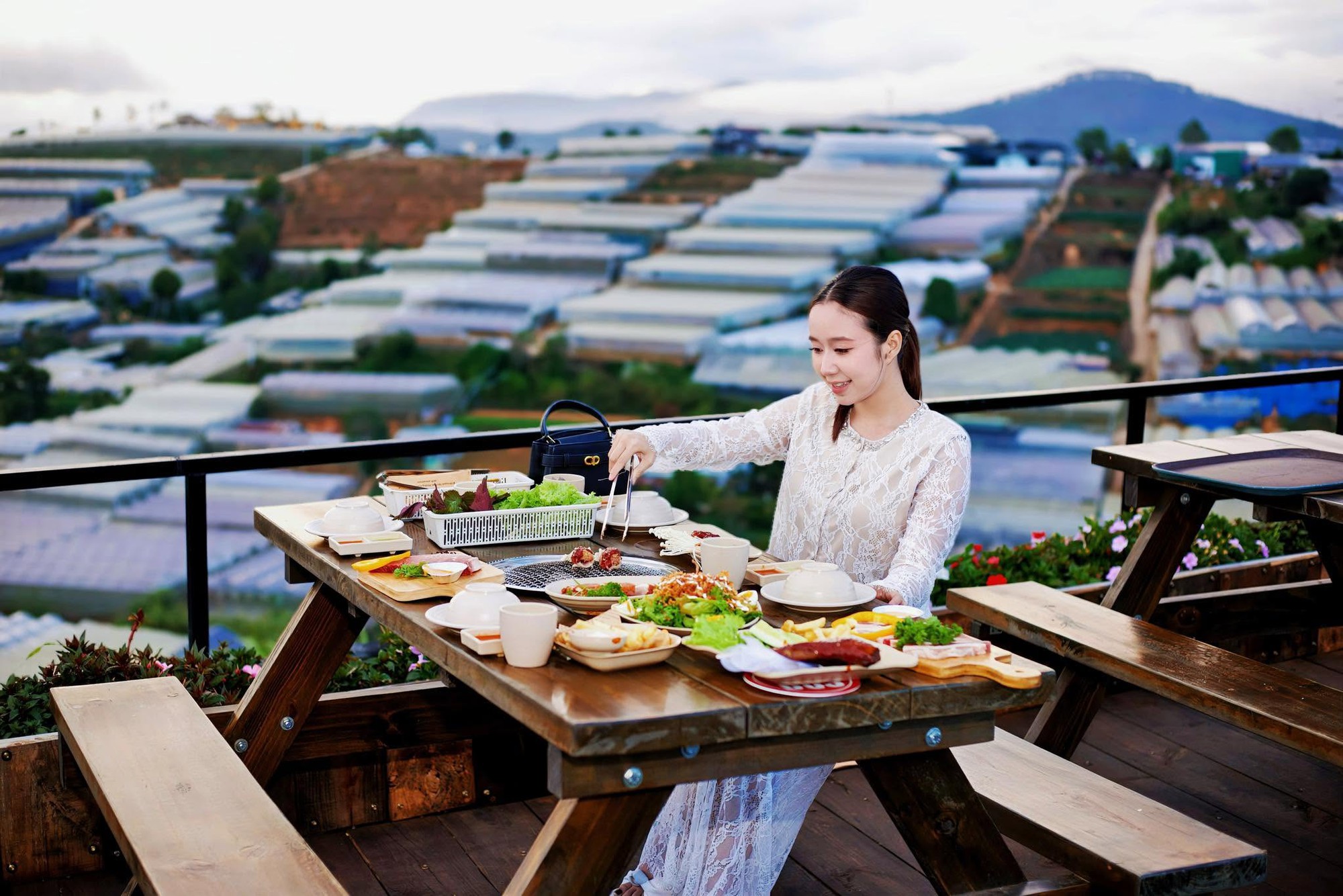 Đ&agrave; Lạt bất ngờ xuất hiện điều hiếm thấy suốt hơn 15 năm v&agrave;o đ&uacute;ng dịp 2/9 - Ảnh 5.