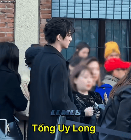 Mỹ nam 9 năm trước gầy như que củi, giờ đẹp d&atilde; man g&acirc;y b&atilde;o MXH: Giấc mơ của thiếu nữ tr&ecirc;n to&agrave;n thế giới- Ảnh 1.