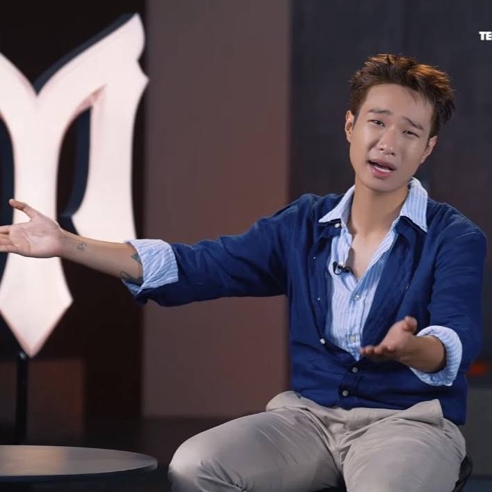 Việt Nam c&oacute; ca sĩ đang hot, h&aacute;t như thất t&igrave;nh 20 năm nhưng cứ thoại l&agrave; &ldquo;m&aacute;t như m&ugrave;a thu H&agrave; Nội&rdquo;- Ảnh 7.