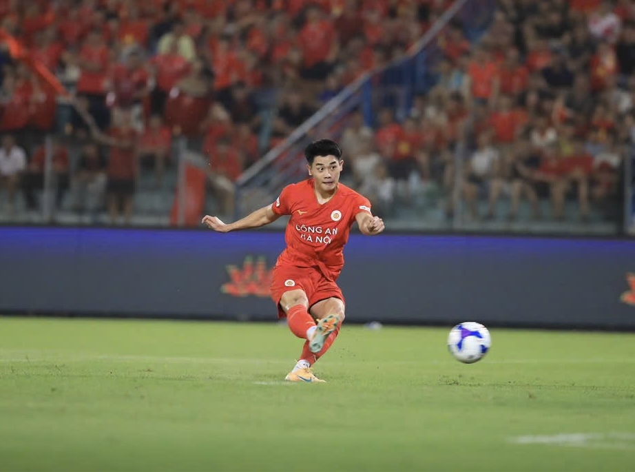 Đ&igrave;nh Bắc toả s&aacute;ng, CLB CAHN gi&agrave;nh Si&ecirc;u c&uacute;p quốc gia 2026- Ảnh 10.