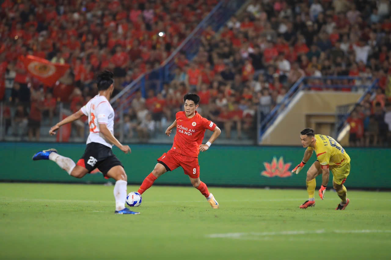 Đ&igrave;nh Bắc toả s&aacute;ng, CLB CAHN gi&agrave;nh Si&ecirc;u c&uacute;p quốc gia 2026- Ảnh 12.