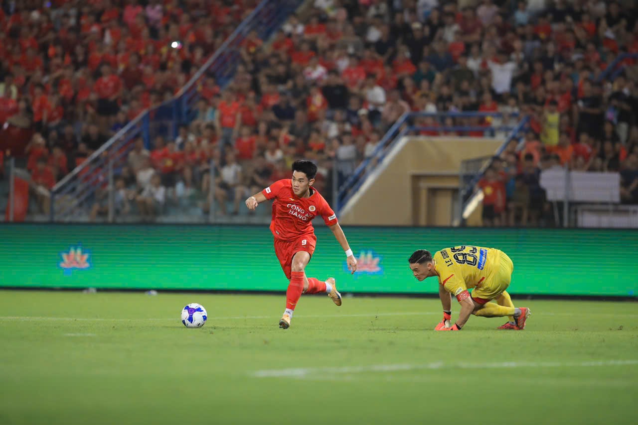 Đ&igrave;nh Bắc toả s&aacute;ng, CLB CAHN gi&agrave;nh Si&ecirc;u c&uacute;p quốc gia 2026- Ảnh 9.