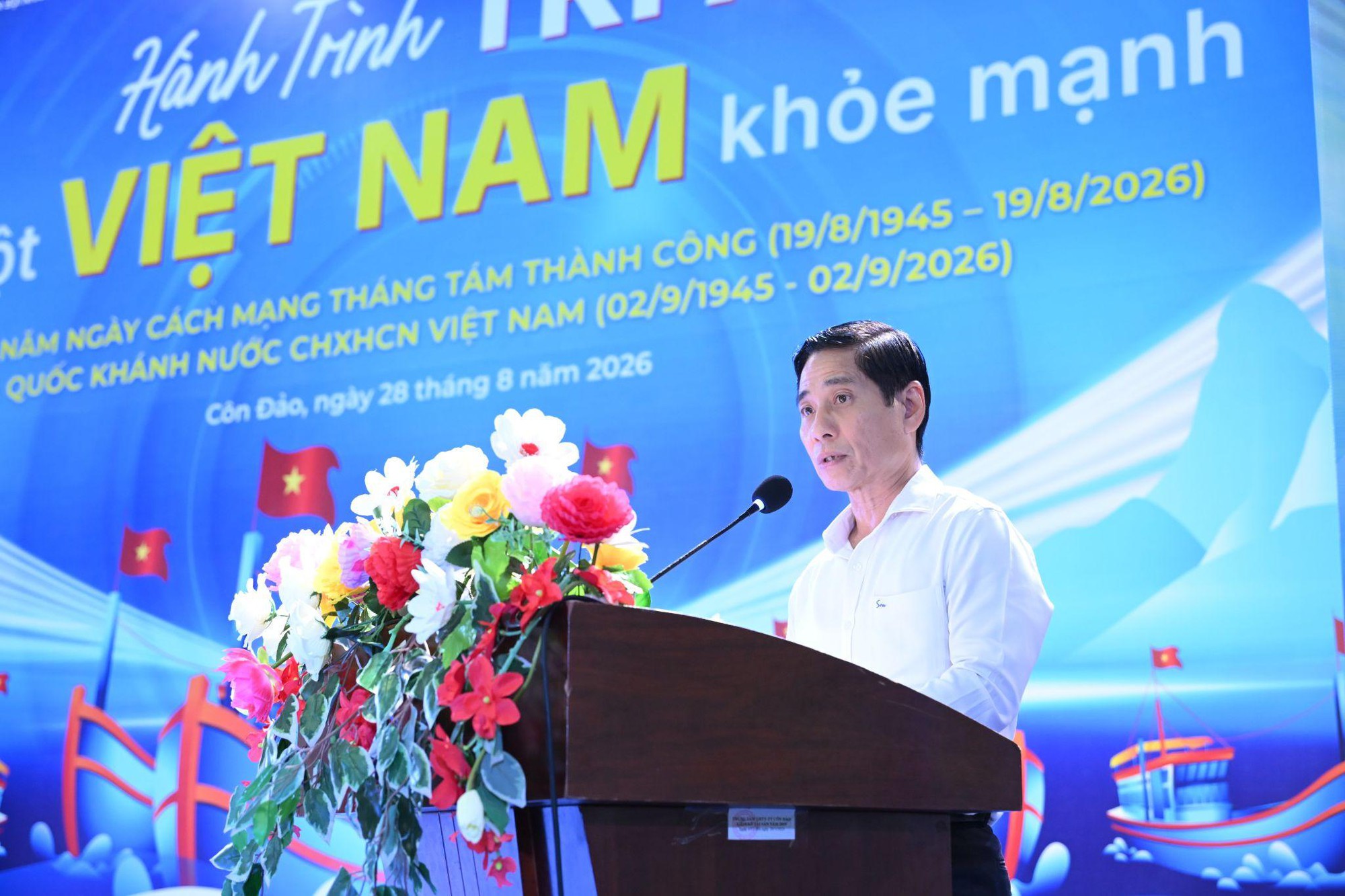 Long Châu cùng Báo Quân đội nhân dân mang “Hành trình tri ân” đến đặc khu Côn Đảo, tầm soát đột quỵ miễn phí cho người dân - Ảnh 3.