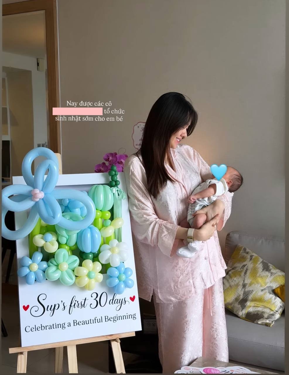 N&agrave;ng hậu Việt lộ diện, c&ocirc;ng khai ảnh bế em b&eacute; sau khi &acirc;m thầm sinh con cho doanh nh&acirc;n k&iacute;n tiếng- Ảnh 1.
