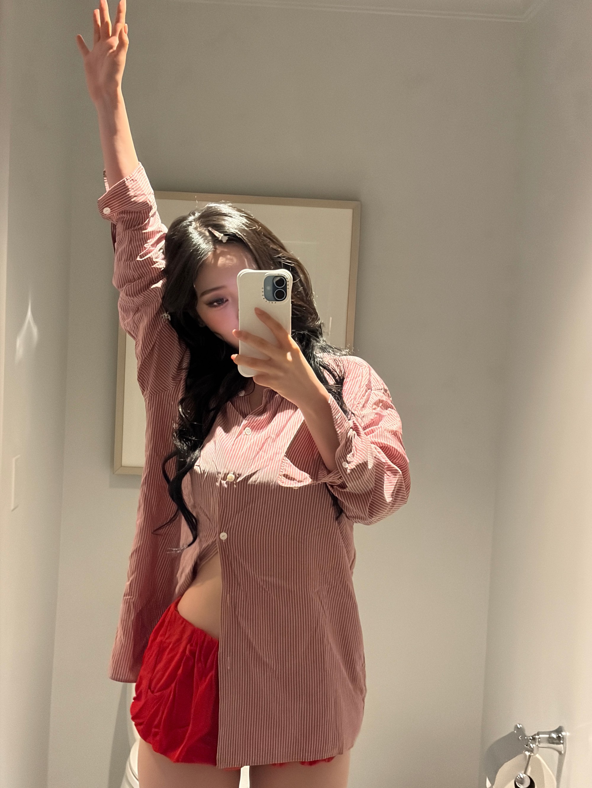 Cả showbiz sợ tăng c&acirc;n ngoại trừ mỹ nh&acirc;n n&agrave;y: Body đầy đặn cực cuốn, style cũng thăng hạng theo - Ảnh 7.