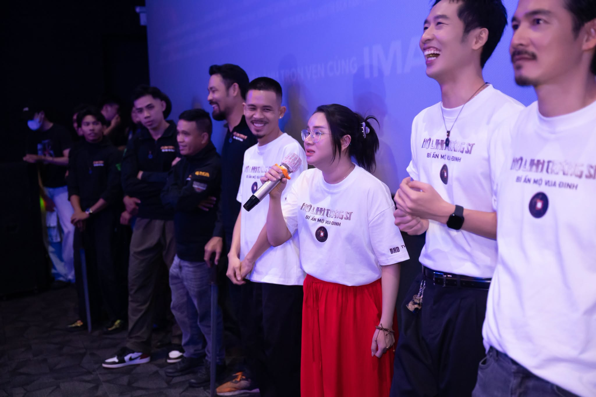Nữ diễn vi&ecirc;n tấu h&agrave;i đỉnh nhất Hộ Linh Tr&aacute;ng Sĩ: Ngoại h&igrave;nh to&aacute;t m&ugrave;i gi&agrave;u sang, cứ xuất hiện l&agrave; h&uacute;t triệu view- Ảnh 3.
