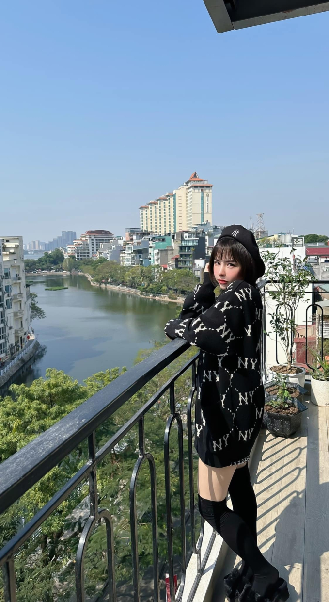 H&ocirc;n nh&acirc;n của mẹ đơn th&acirc;n chủ nh&agrave; 9 tầng gần Hồ T&acirc;y v&agrave; nam diễn vi&ecirc;n k&eacute;m 6 tuổi: "5 năm đầu l&agrave; g&acirc;y lộn"- Ảnh 3.