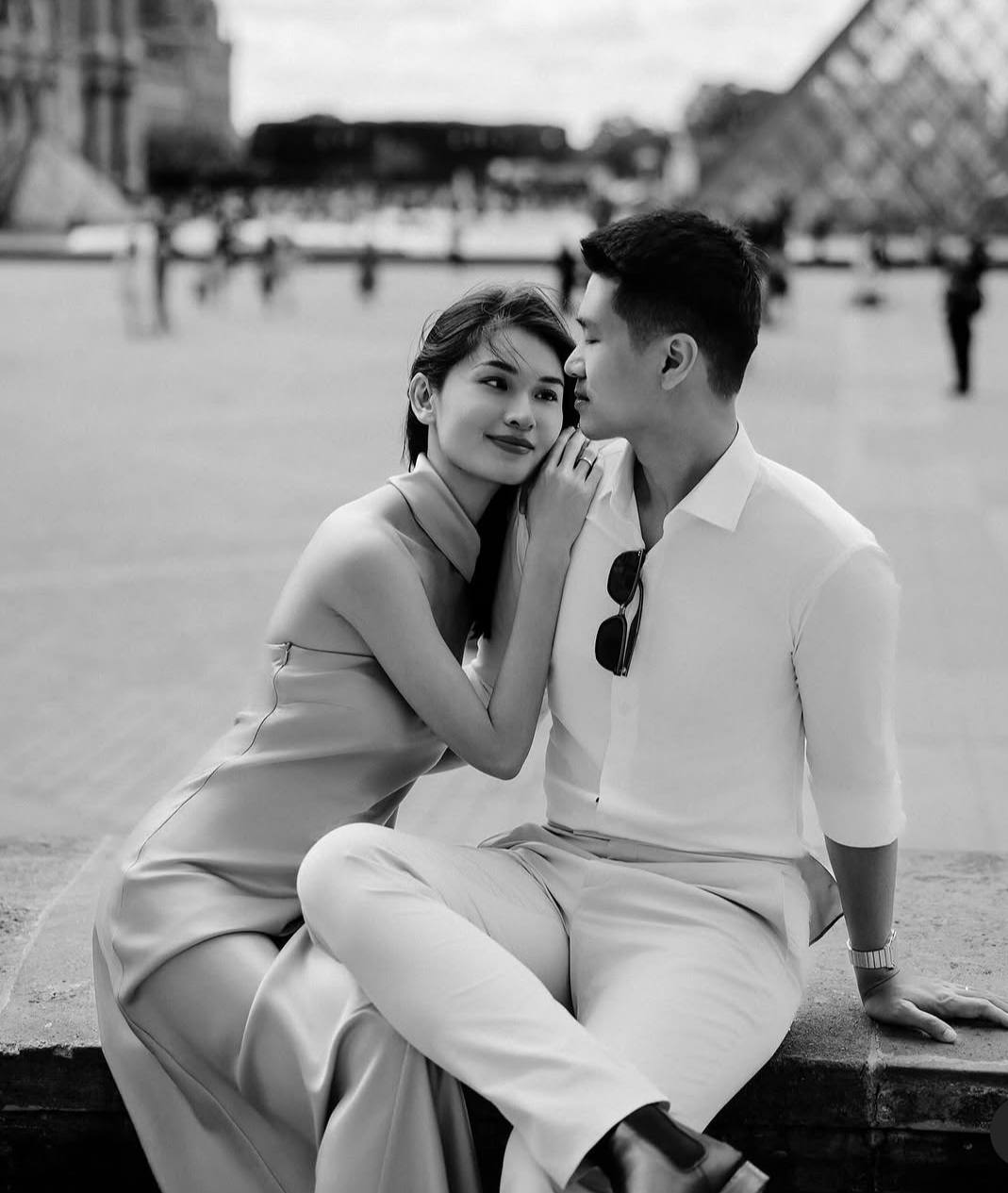T&igrave;nh h&igrave;nh h&ocirc;n nh&acirc;n của &Aacute; hậu v&agrave; chồng "tổng t&agrave;i" đẹp nhất nh&igrave; Vbiz- Ảnh 6.