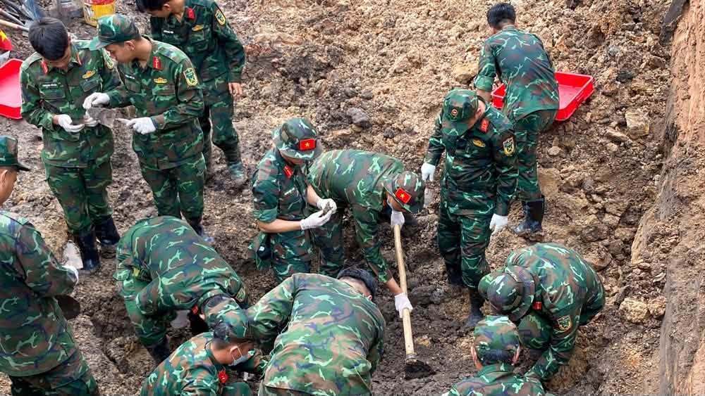 Th&ecirc;m 15 h&agrave;i cốt liệt sĩ được t&igrave;m thấy tại C&ocirc;ng vi&ecirc;n L&ecirc; Thị Ri&ecirc;ng- Ảnh 1.