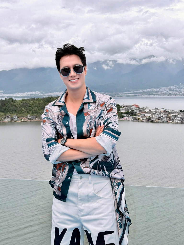 Nam NSƯT 2 lần đ&ograve; vừa c&ocirc;ng khai người y&ecirc;u SN 1988 xinh như mộng, c&ugrave;ng nhau đi du lịch khắp thế gian- Ảnh 4.