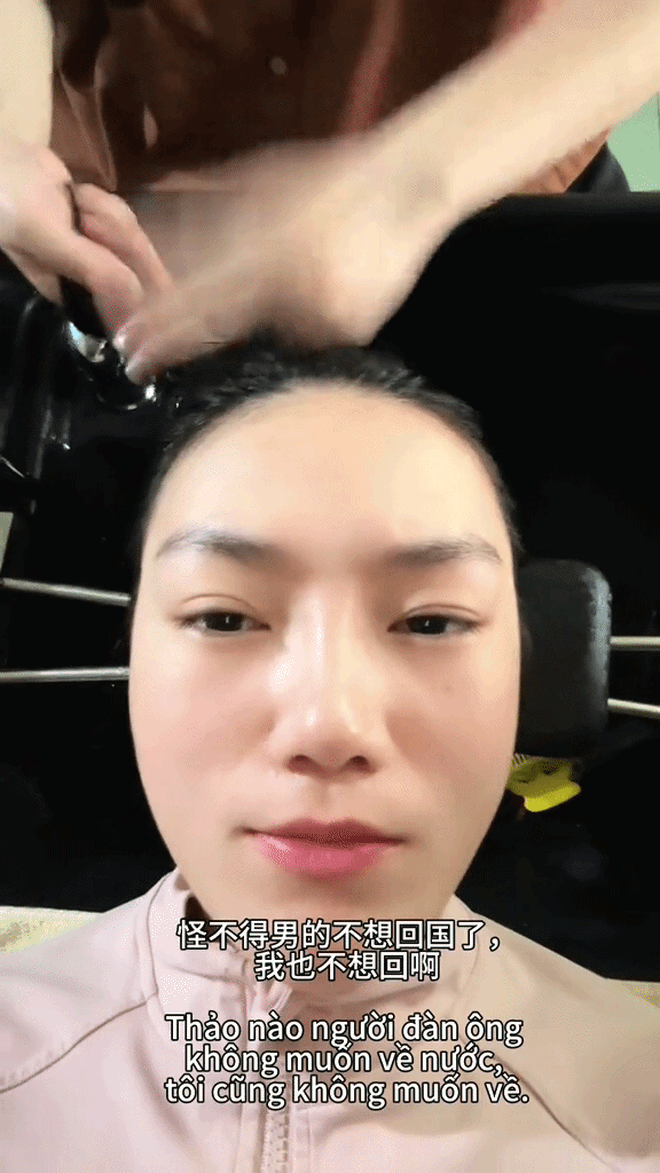 Mấy "khứa" Trung Quốc đầu h&agrave;ng trước c&aacute;c "ph&aacute;p sư gội đầu" Việt Nam: Chạm đ&acirc;u sướng đ&oacute;, về nước rồi vẫn nhớ cảm gi&aacute;c 1-0-2 n&agrave;y- Ảnh 3.