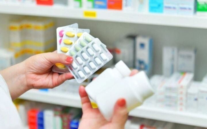 Vi phạm k&ecirc; khai gi&aacute; thuốc thiết yếu, Dược phẩm Nam H&agrave; v&agrave; 3 doanh nghiệp bị phạt- Ảnh 1.