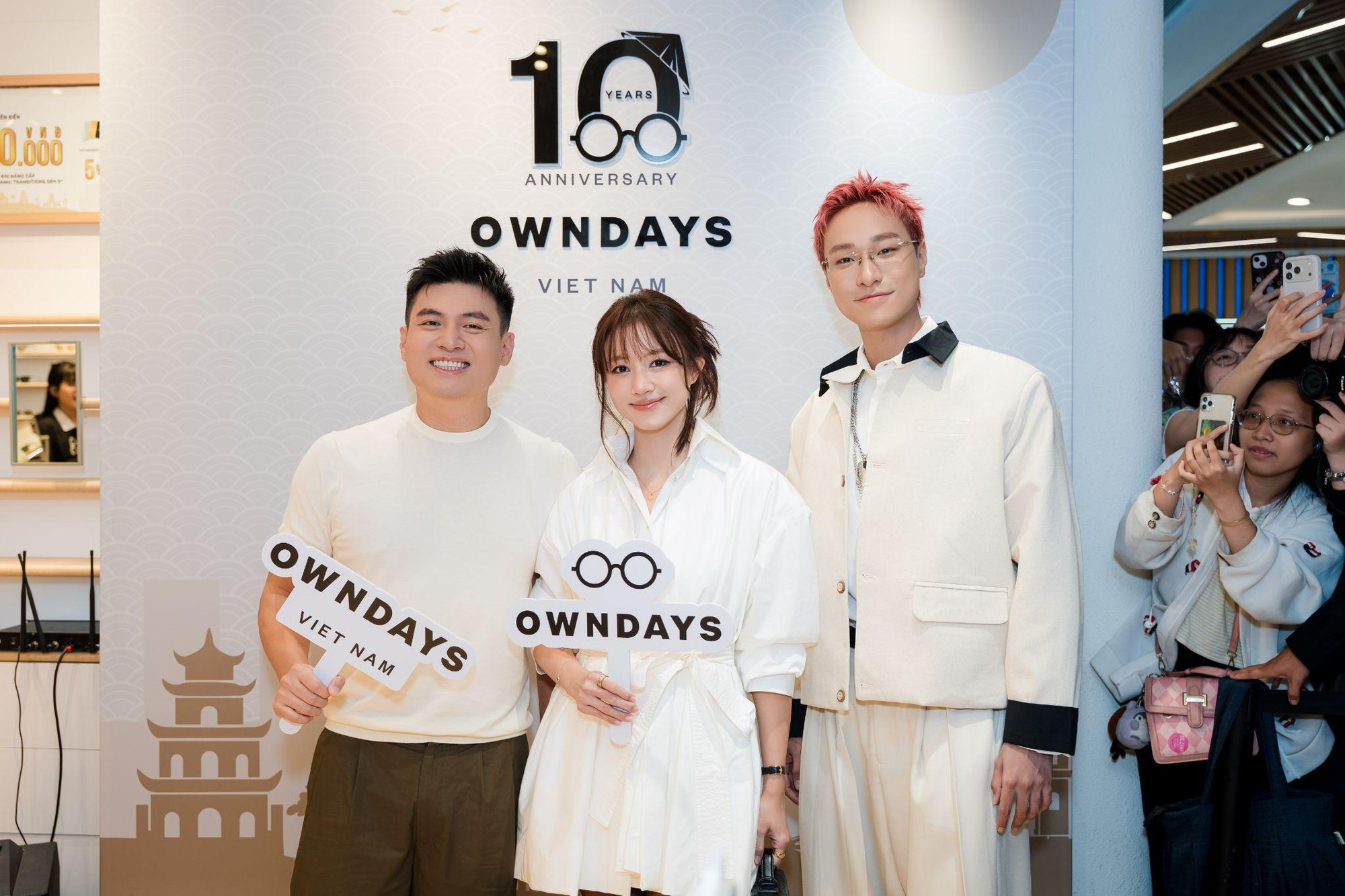 Dàn khách mời đổ bộ sự kiện kỷ niệm 10 năm OWNDAYS Việt Nam - Ảnh 1.