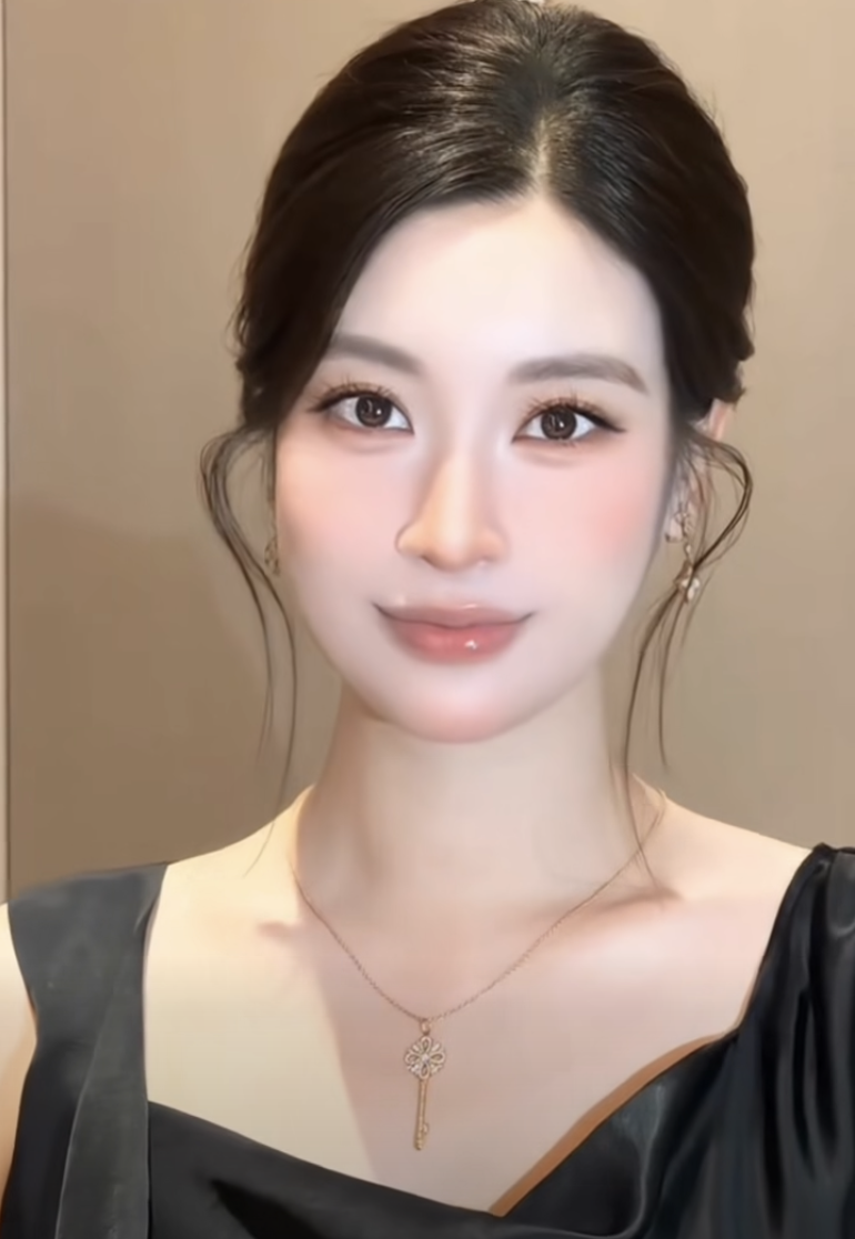 Hoa hậu Đỗ Mỹ Linh bất ngờ khoe nh&agrave; mới, nhan sắc d&acirc;u h&agrave;o m&ocirc;n khiến cư d&acirc;n mạng ngỡ ng&agrave;ng - Ảnh 4.