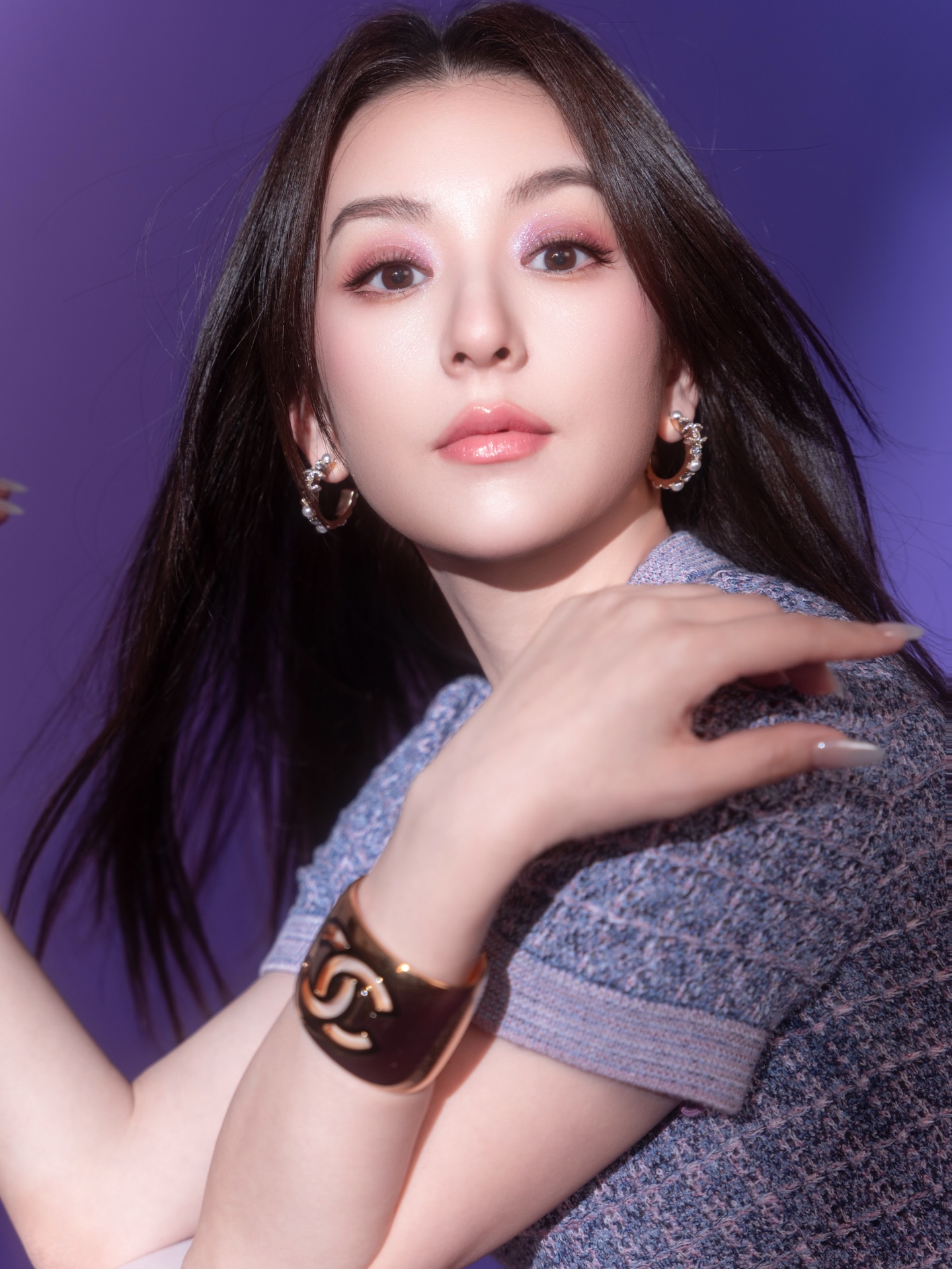 Căn nh&agrave; lụp xụp ở qu&ecirc; của "lọ lem showbiz" lấy đại gia hơn 22 tuổi, mỗi th&aacute;ng được ph&aacute;t 730 triệu tiền ti&ecirc;u vặt - Ảnh 7.