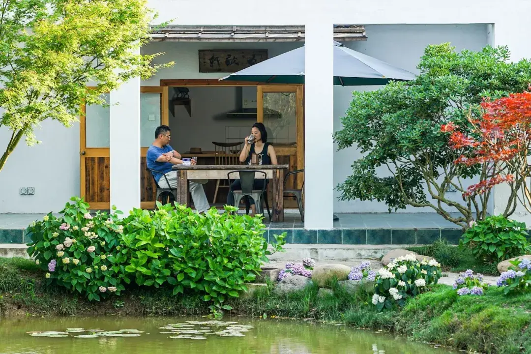 Nữ gi&aacute;o vi&ecirc;n rời trung t&acirc;m th&agrave;nh phố, d&agrave;nh 16 năm l&agrave;m khu vườn 400m&sup2;: Chi ph&iacute; sống giảm, nh&agrave; lại rộng hơn- Ảnh 11.