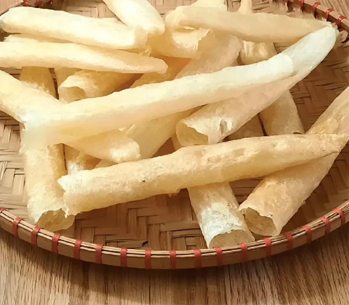 Lo&agrave;i c&aacute; "độc lạ" d&agrave;i h&agrave;ng m&eacute;t, chứa "b&aacute;u vật" ở bụng c&oacute; gi&aacute; cả triệu đồng/kg - Ảnh 3.
