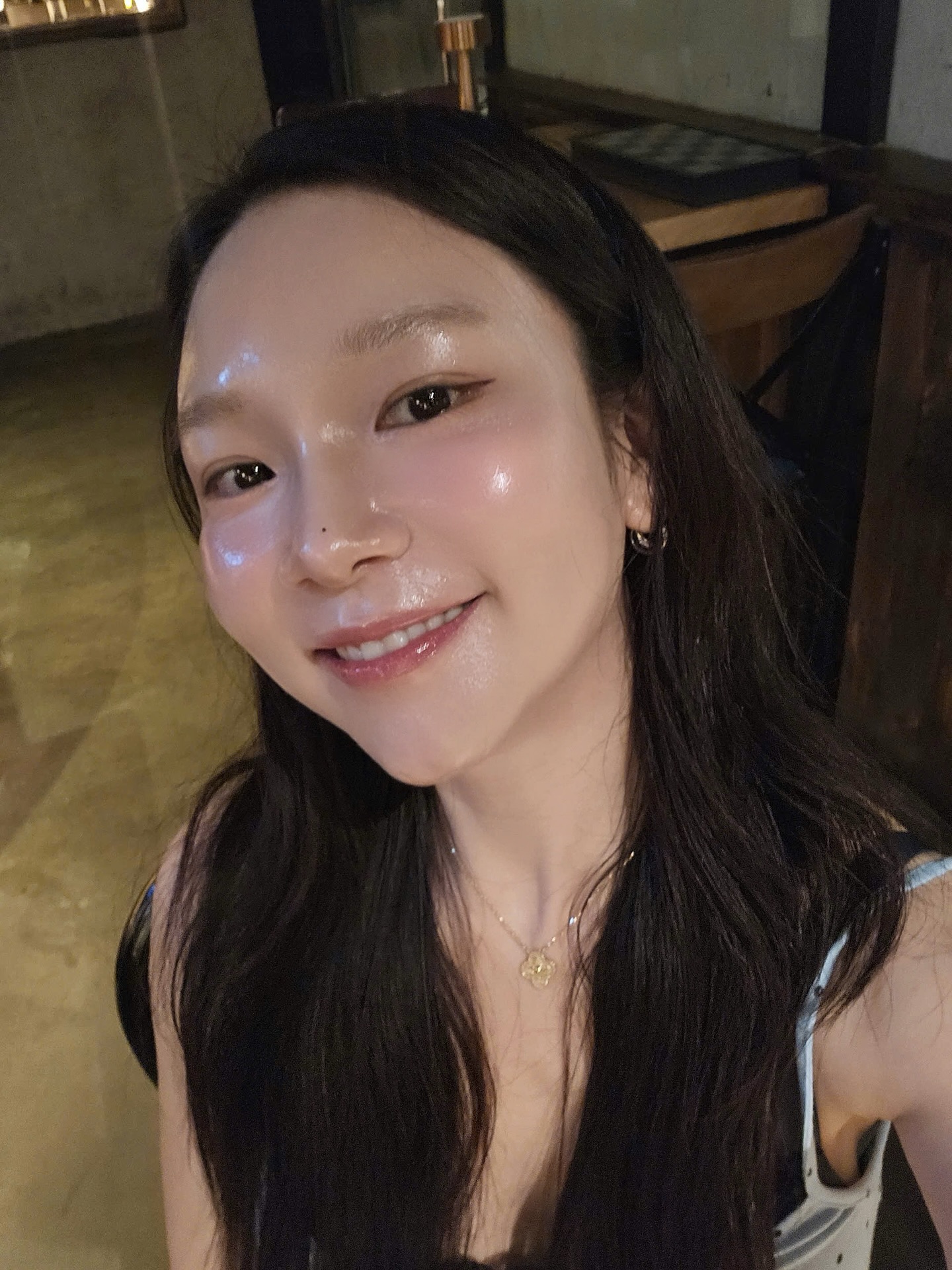 Phụ nữ H&agrave;n tuổi U50 sống ở Việt Nam tiết lộ chi&ecirc;u  "chống gi&agrave;", l&agrave;m mờ nếp nhăn tuổi t&aacute;c m&agrave; c&ocirc; duy tr&igrave; suốt 20 năm qua- Ảnh 2.