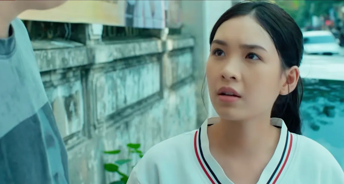 C&ocirc; gi&aacute;o hot nhất Việt Nam l&uacute;c n&agrave;y khiến 3 triệu người khen xinh: Trẻ hơn cả học sinh, nh&igrave;n l&agrave; muốn đi học- Ảnh 8.