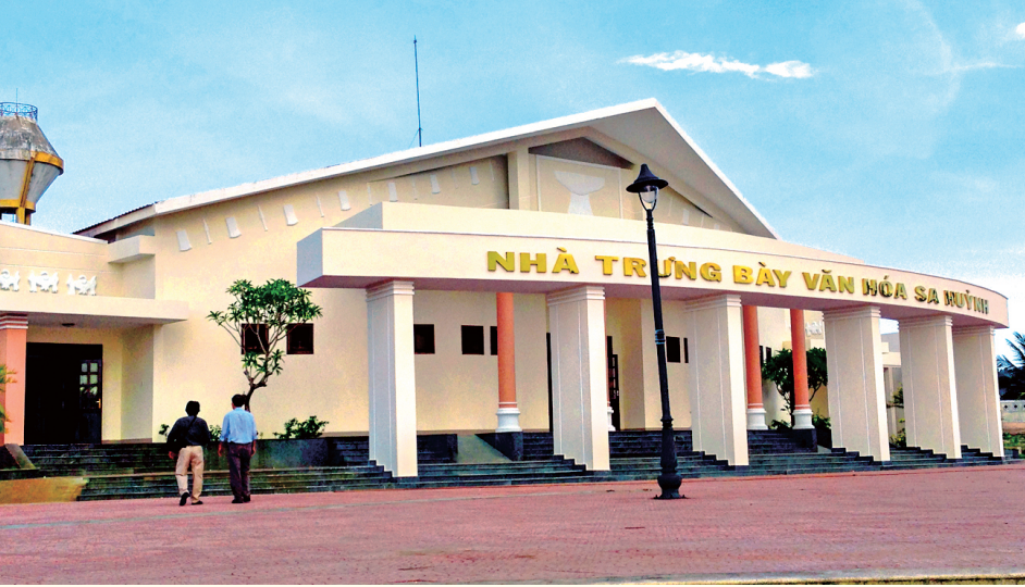 Ph&aacute;t hiện đầm nuớc ngọt thuộc dạng hiếm ở tỉnh miền Trung: C&aacute;ch bờ biển chỉ 50m, nằm trong kh&ocirc;ng gian văn h&oacute;a tiền sử nổi tiếng - Ảnh 3.