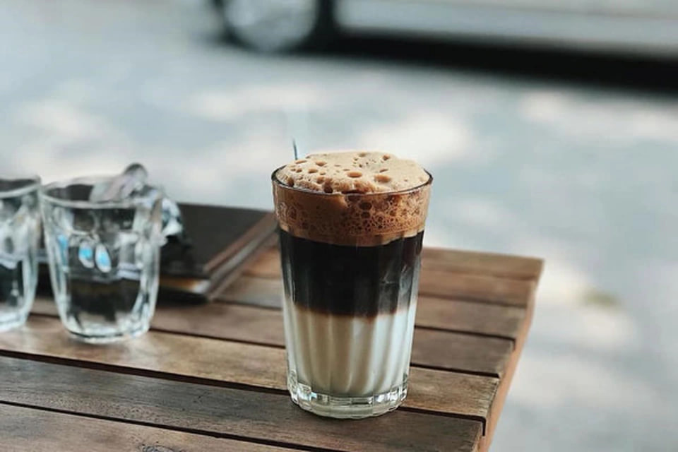 V&igrave; sao gọi l&agrave; bạc xỉu?- Ảnh 1.