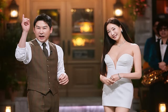 "Hoa hậu quốc dân” 48 tuổi mà trẻ như thiếu nữ, càng ngắm càng thêm mê mẩn!- Ảnh 7.