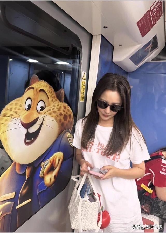 Kh&ocirc;ng c&ograve;n g&igrave; để n&oacute;i với ngọc nữ showbiz mang thai cho thiếu gia tập đo&agrave;n lớn sau 6 th&aacute;ng cưới- Ảnh 1.