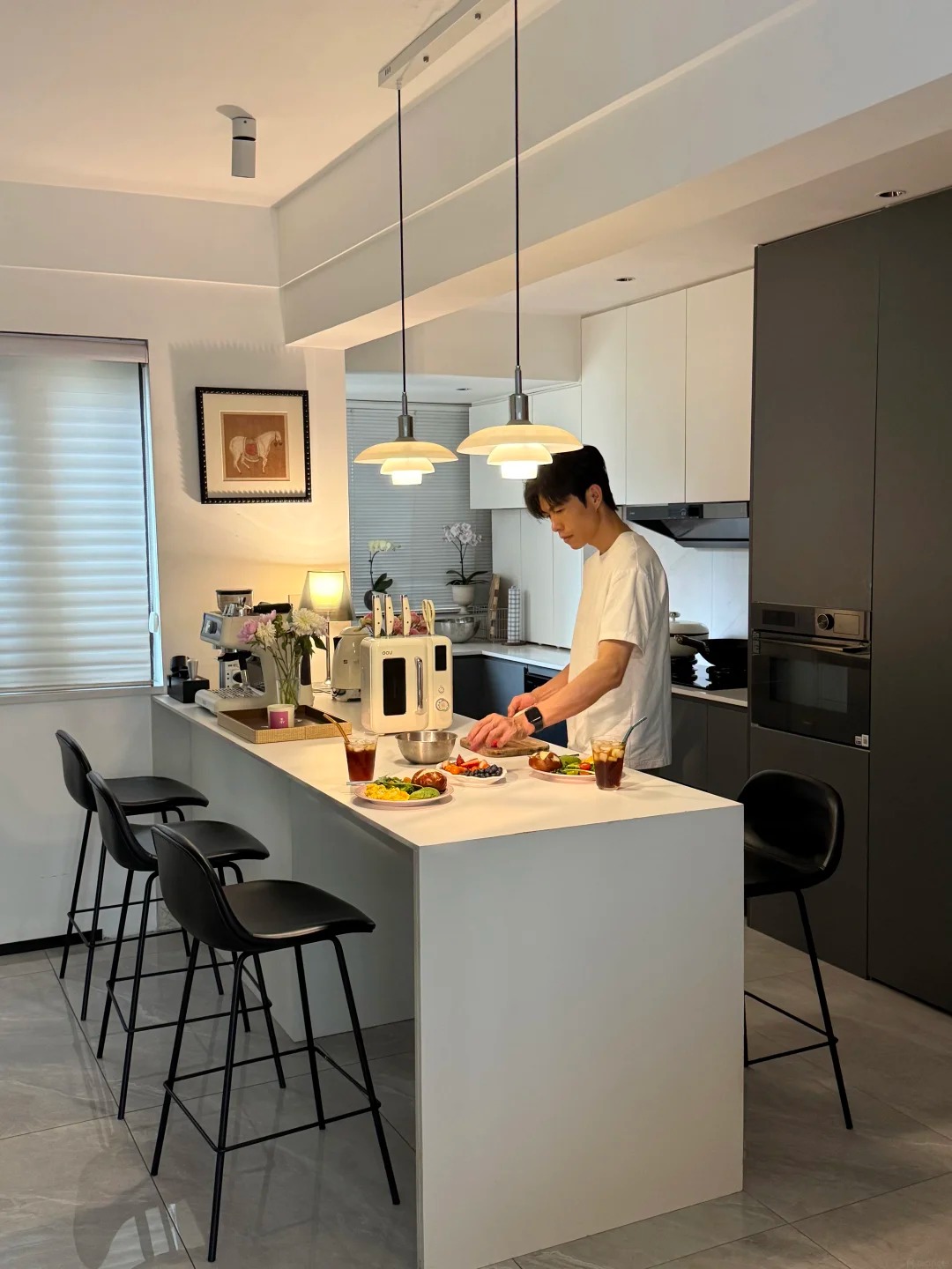 Chi hơn 1 tỷ decor bếp: Hội 30s muốn &ldquo;sống&rdquo; trong bếp chứ kh&ocirc;ng chỉ &ldquo;nấu ăn&rdquo; - Ảnh 10.