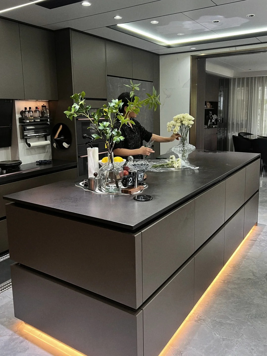 Chi hơn 1 tỷ decor bếp: Hội 30s muốn &ldquo;sống&rdquo; trong bếp chứ kh&ocirc;ng chỉ &ldquo;nấu ăn&rdquo; - Ảnh 18.