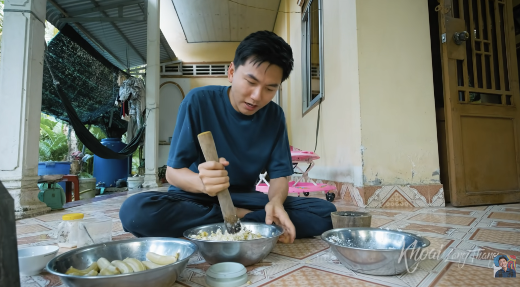 Bữa cơm nh&agrave; miền T&acirc;y mẹ nấu cho Khoai Lang Thang - Ảnh 1.