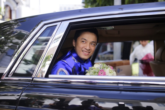 Hồi b&eacute; được thần tượng bế tr&ecirc;n tay, lớn l&ecirc;n c&ocirc; g&aacute;i được ch&iacute;nh idol mang Rolls-Royce 35 tỷ rước về l&agrave;m vợ- Ảnh 3.