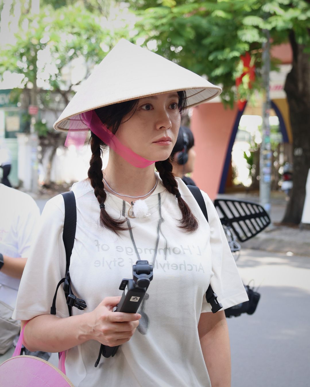 Song Ji Hyo đến Việt Nam gặp 2 trai đẹp Tinh H&agrave; Say Hi- Ảnh 1.