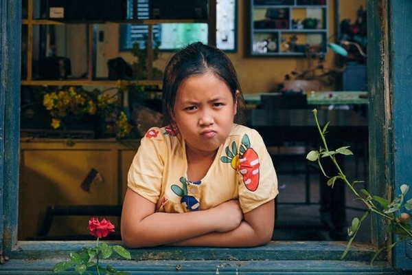 B&eacute; g&aacute;i 4 tuổi đ&atilde; kiếm tiền, 10 tuổi đ&oacute;ng phim Trấn Th&agrave;nh: Nay lột x&aacute;c ngoạn mục, dự đo&aacute;n sớm th&agrave;nh mỹ nh&acirc;n- Ảnh 2.