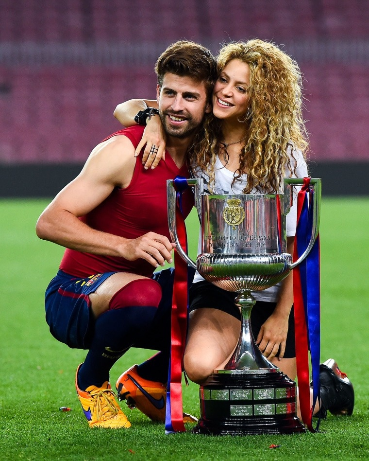 Shakira trẻ m&atilde;i kh&ocirc;ng gi&agrave;- Ảnh 8.