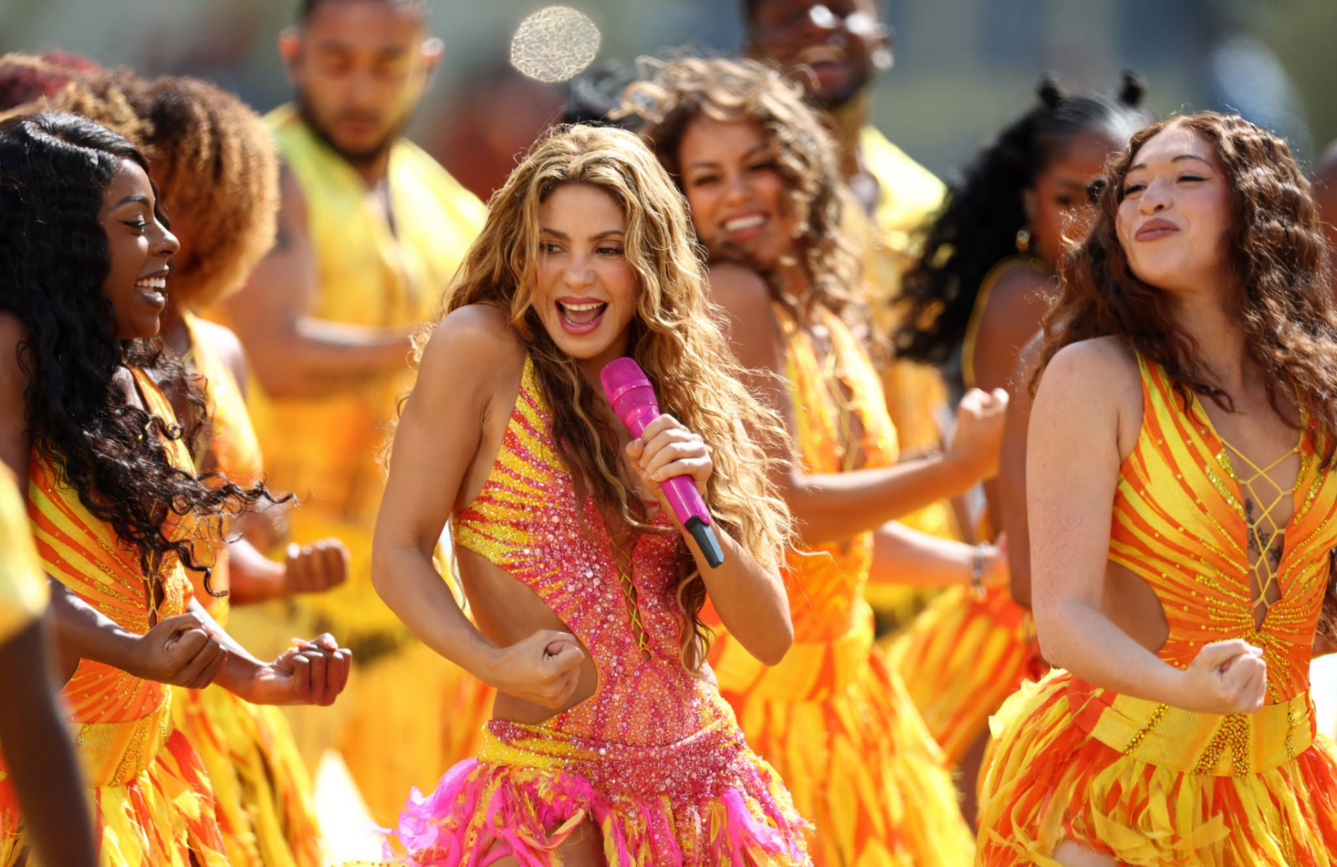 Shakira trẻ m&atilde;i kh&ocirc;ng gi&agrave;- Ảnh 6.