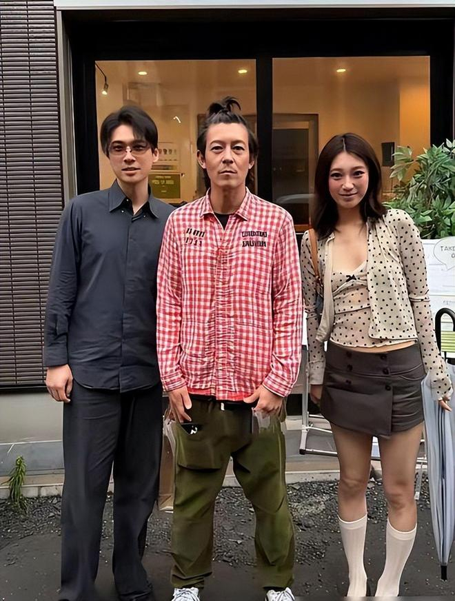 Mỹ nam được cả ch&acirc;u &Aacute; xem l&agrave; "t&iacute;n ngưỡng" nay chỉ c&ograve;n dĩ v&atilde;ng: Bề ngo&agrave;i th&ecirc; thảm nhưng ho&aacute; ra l&agrave; tr&ugrave;m- Ảnh 2.