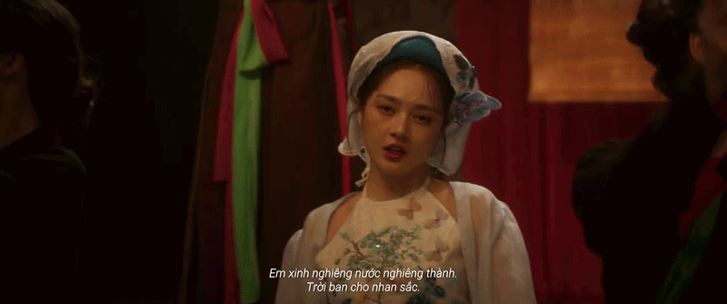 Phát hiện 1 mỹ nhân cổ trang Việt đẹp như bước từ tranh lụa, một ánh nhìn thoáng qua cũng mê hoặc hàng triệu người - Ảnh 1.