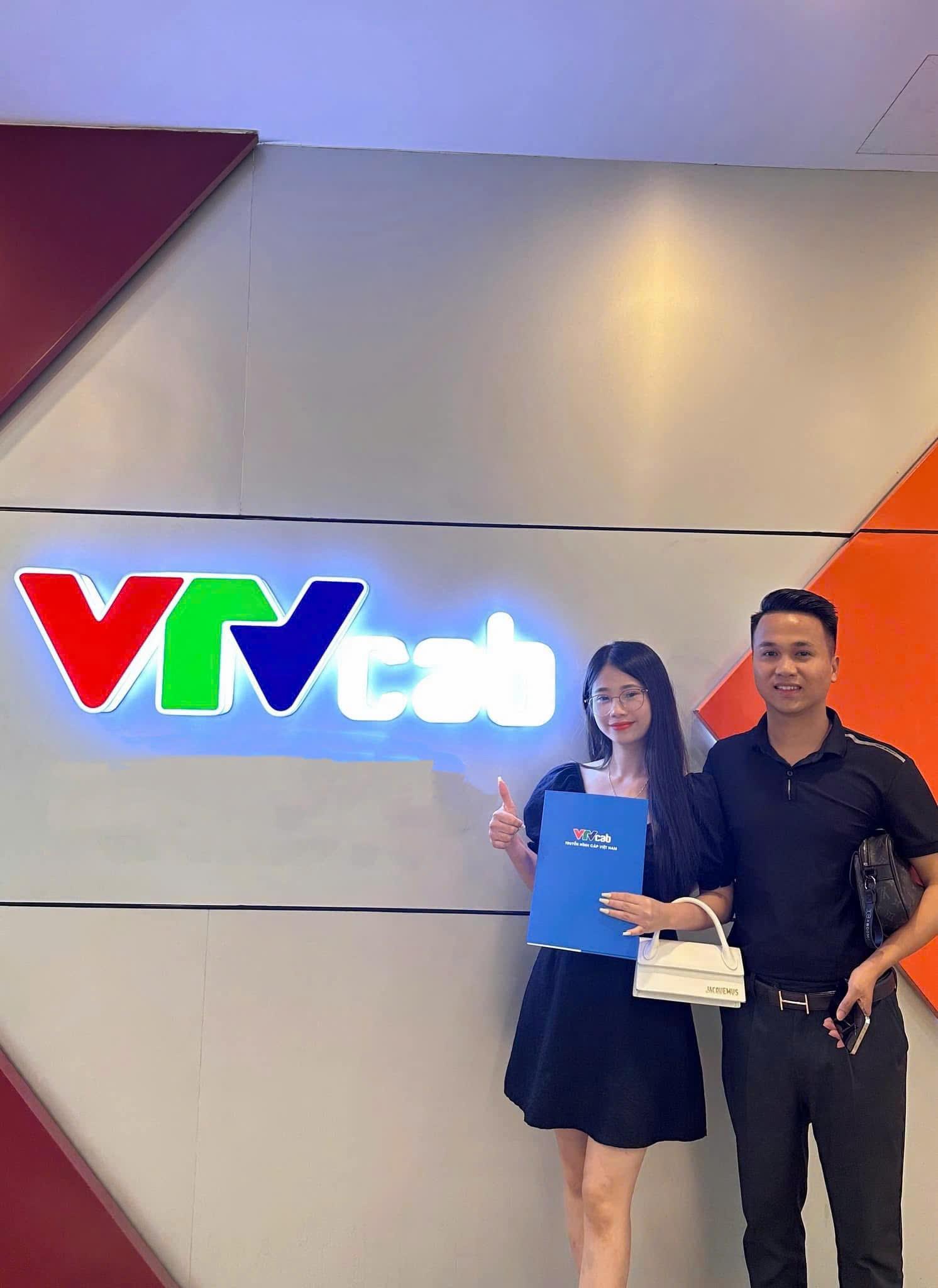 B&igrave;nh Anh Vlog: Gia đ&igrave;nh trẻ lan tỏa năng lượng t&iacute;ch cực qua những h&agrave;nh tr&igrave;nh du lịch v&agrave; cuộc sống đời thường - Ảnh 2.