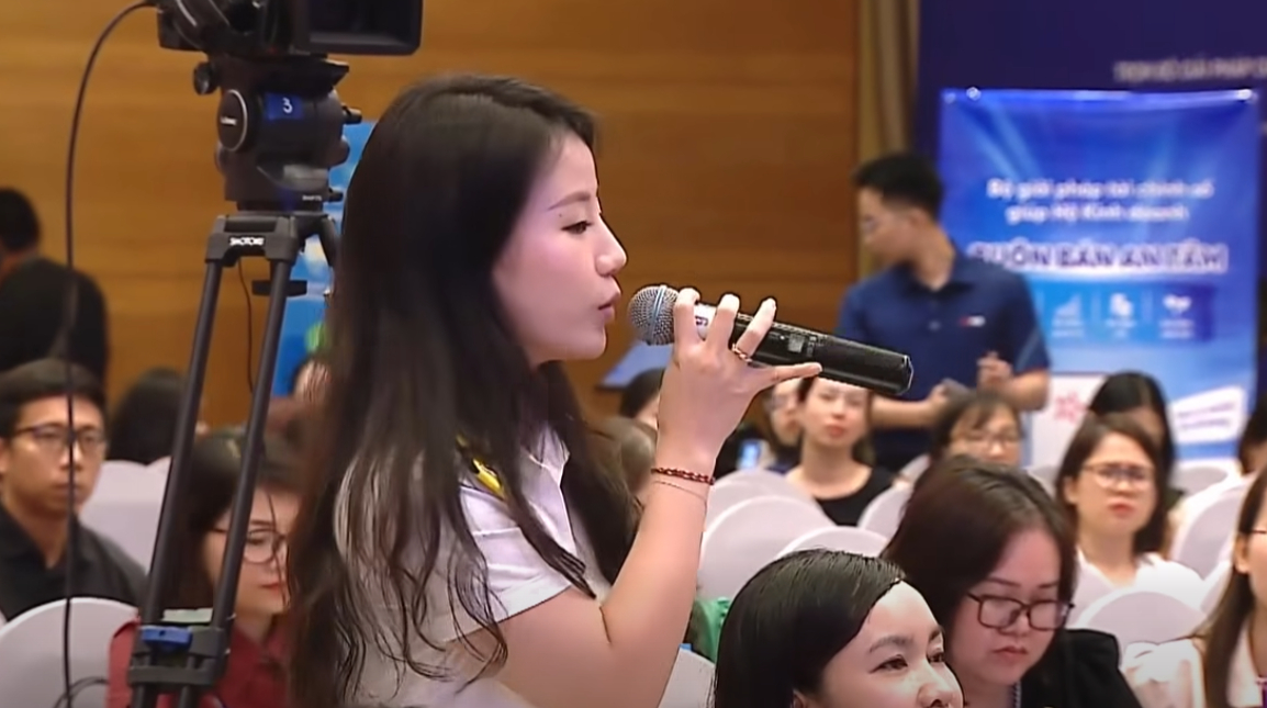 Nữ c&aacute;n bộ thuế l&agrave; tiểu thư RMIT từng quản l&yacute; kh&aacute;ch sạn gia đ&igrave;nh từ thời sinh vi&ecirc;n, kh&iacute; chất g&acirc;y ch&uacute; &yacute; tr&ecirc;n s&acirc;n golf- Ảnh 4.