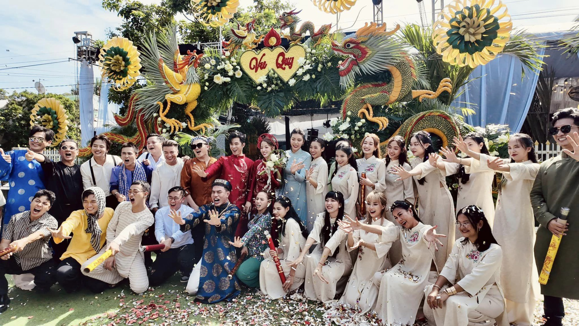 Mỹ nh&acirc;n người miền T&acirc;y l&agrave; tiểu thư nhưng gia đ&igrave;nh ph&aacute; sản, được ch&agrave;ng trai k&eacute;m 4 tuổi mang 20 c&acirc;y v&agrave;ng hỏi cưới - Ảnh 6.