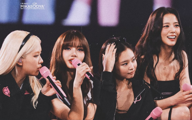 Vogue nh&igrave;n lại 10 năm BLACKPINK: 4 c&ocirc; g&aacute;i "sến" giờ l&agrave; những nữ ho&agrave;ng kh&ocirc;ng thể lật đổ- Ảnh 1.