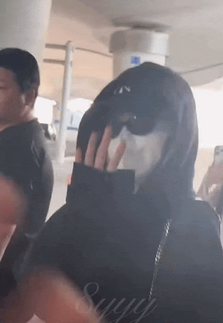 Sự kiện 10 năm sơ sài nhất showbiz của BLACKPINK - Ảnh 5.