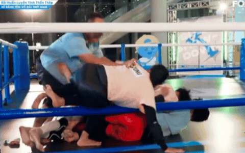Trấn Thành rơi vào thế nguy hiểm- Ảnh 1.